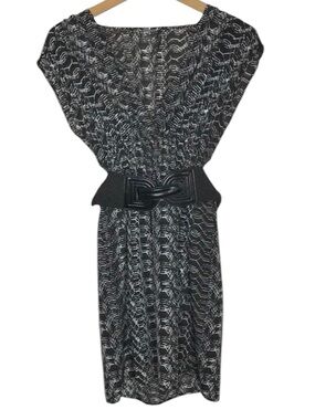 Guess Belted Mini Dress Geometric Print V-Neck Elastic Waist XS